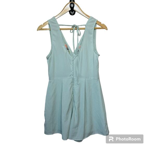 Altar'd State Boho Embroidered Floral Baby Blue Green Romper Size S - Picture 2 of 8